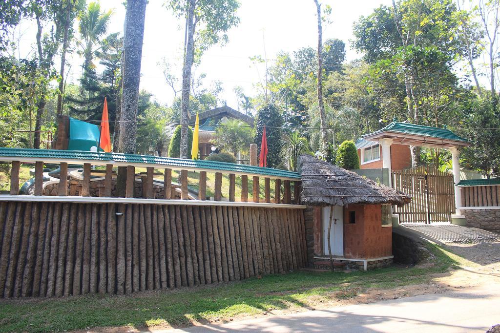 Green Ark Resorts Thekkady Buitenkant foto