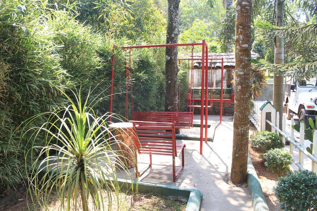 Green Ark Resorts Thekkady Buitenkant foto